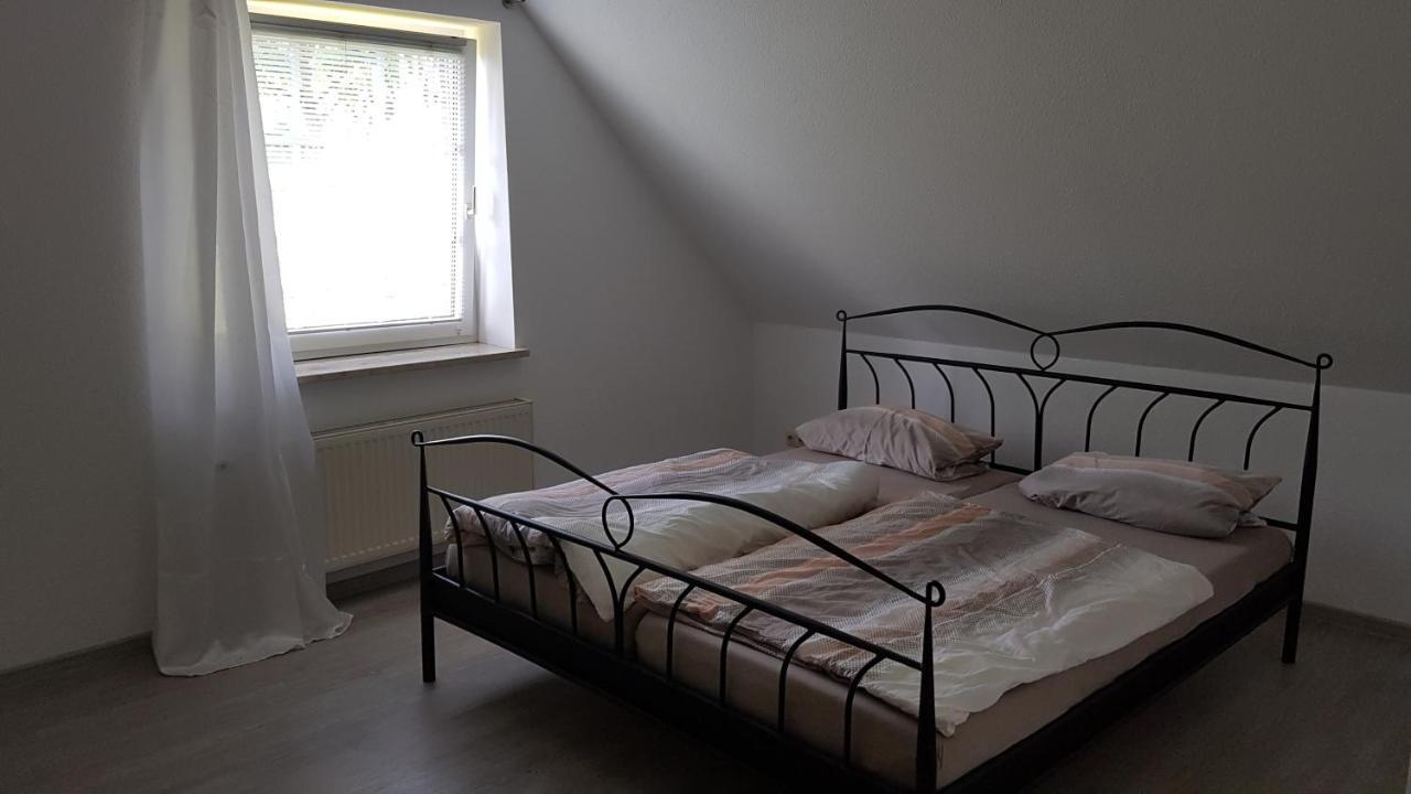 Ferienhaus Am Waldrand Stedden Villa ภายนอก รูปภาพ